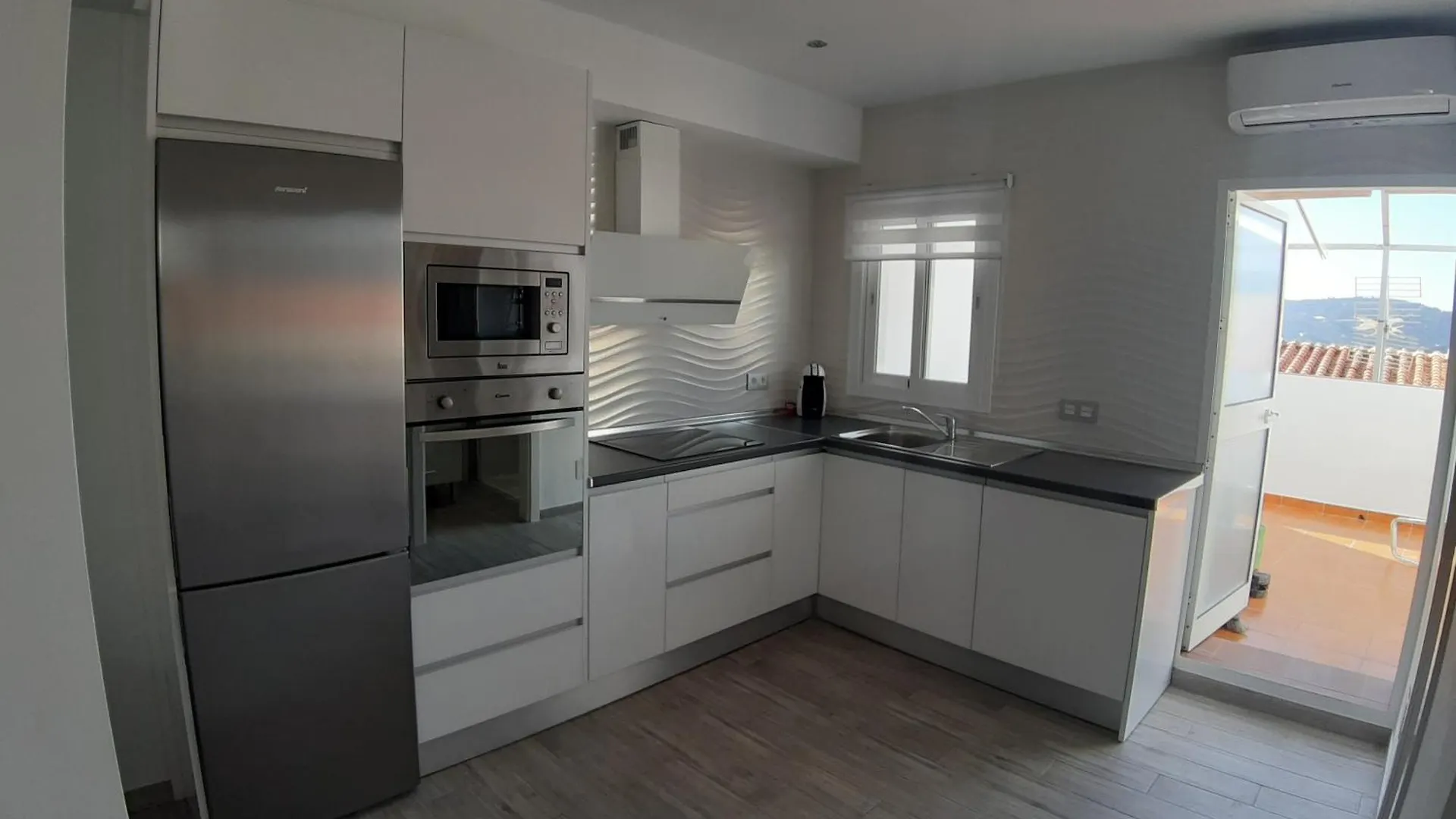 Loft Of Love Frigiliana Apartment
